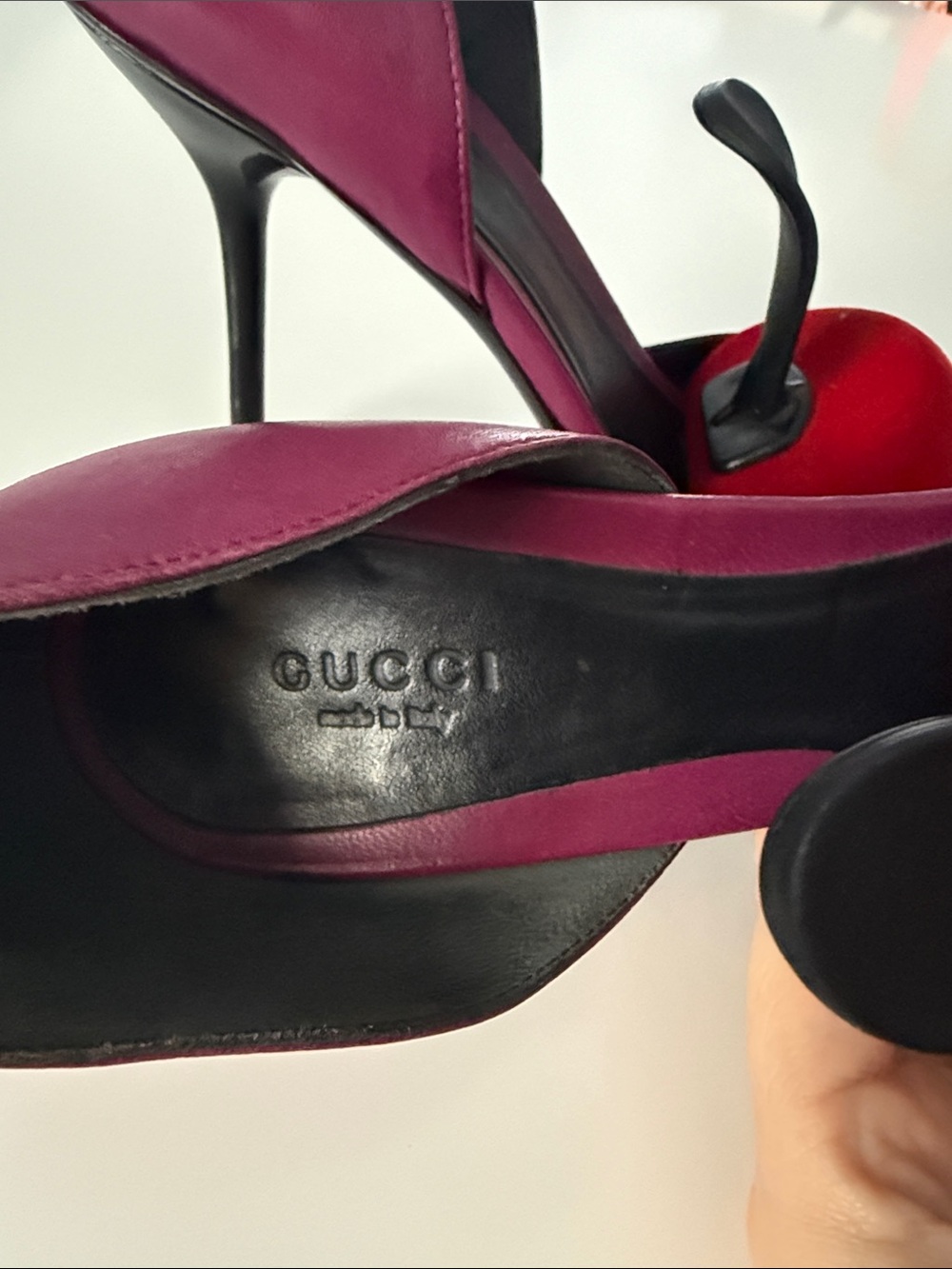 Gucci Open-Toe Heels Plum leather and Horsebit Detail - Picture 4 of 8